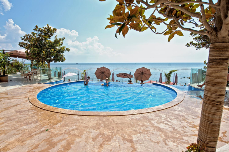 Sport & Beauty, Dreams in La Mer, Varna