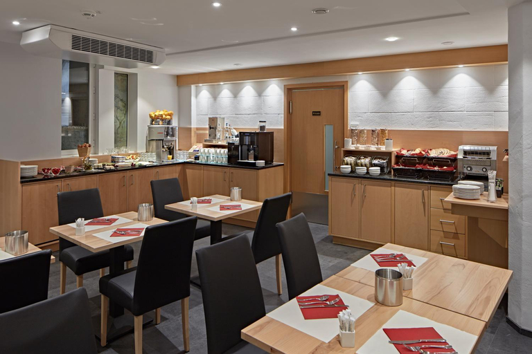 Food & Drinks 5, City Hotel, Luxembourg