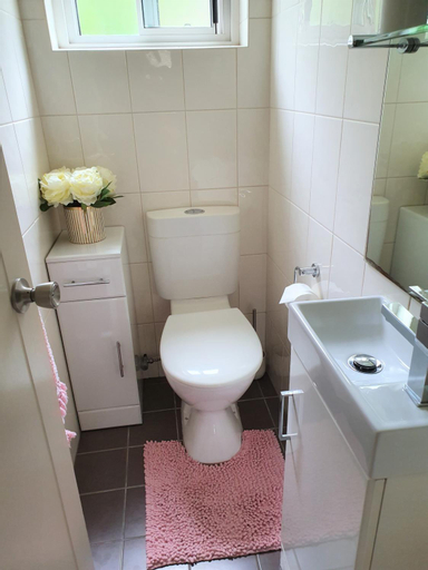 Bathroom 4