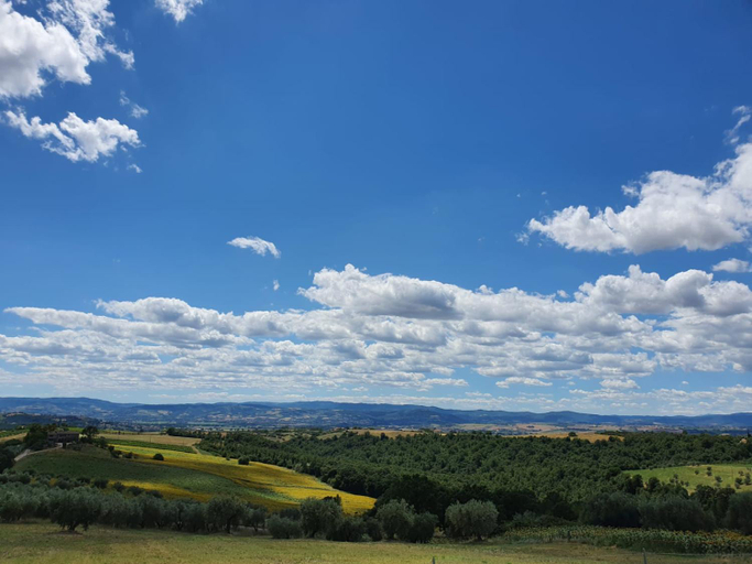 Others 2, La Collina, Perugia