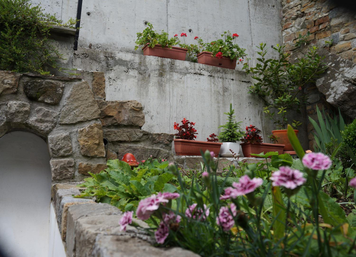 Others 5, Home with the veranda (B&B) free parking, Veliko Tarnovo