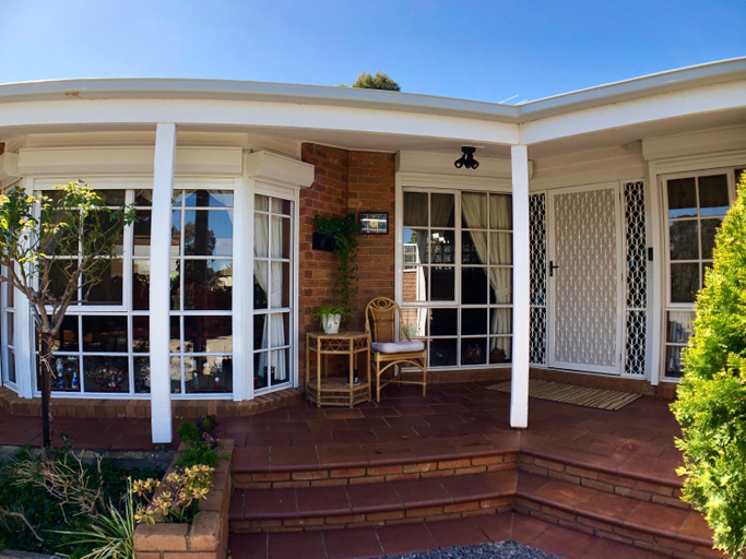 Exterior view 4, Melbourne Garden Bed and Breakfast, Melton Bal
