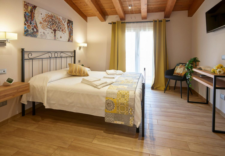 Others 4, Il Beccaria Relais B&B, Latina
