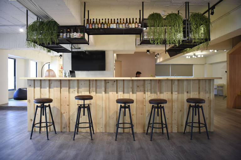 Food & Drinks 4, Stray Birds Taichung Hostel, Taichung