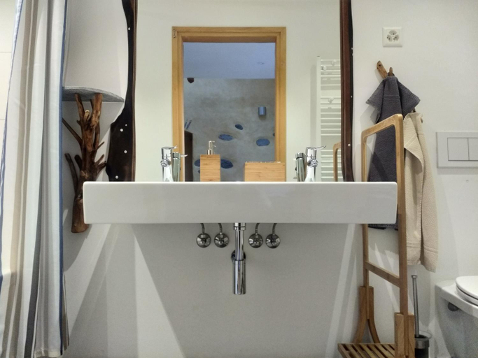 Bathroom 2, Guesthouse "Castello del Nucleo", Locarno