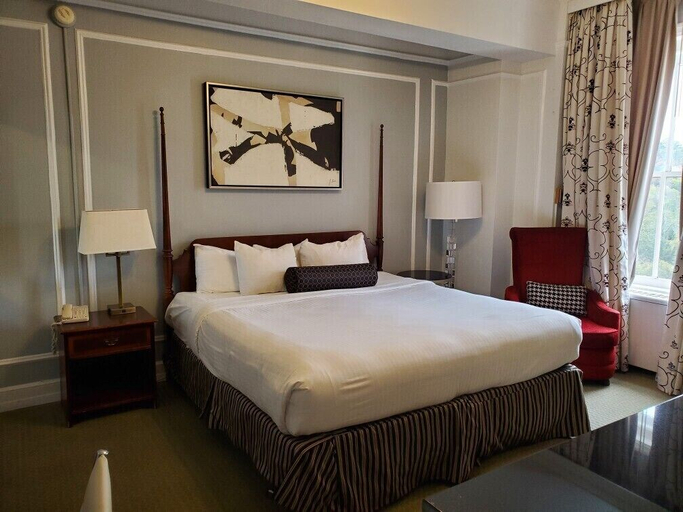 Bedroom 3, Arlington Resort Hotel and Spa, Garland