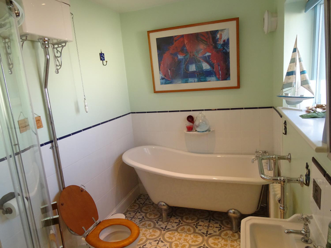 Bathroom 3, Beacon House B&B Brixham, Torbay