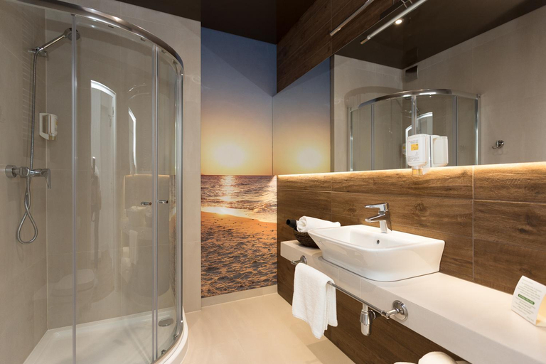 Bathroom 4, Blekitny Zagiel, Gdynia