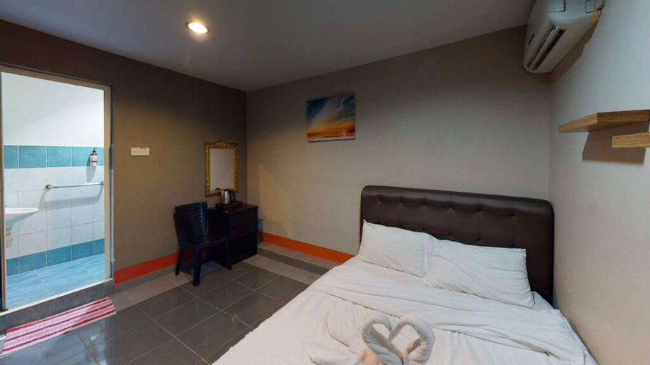 Bedroom 3, AMT Budget Hotel, Malacca City