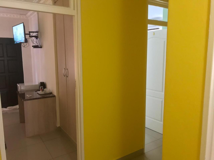 Others 5, Sivande B&B, Uthungulu