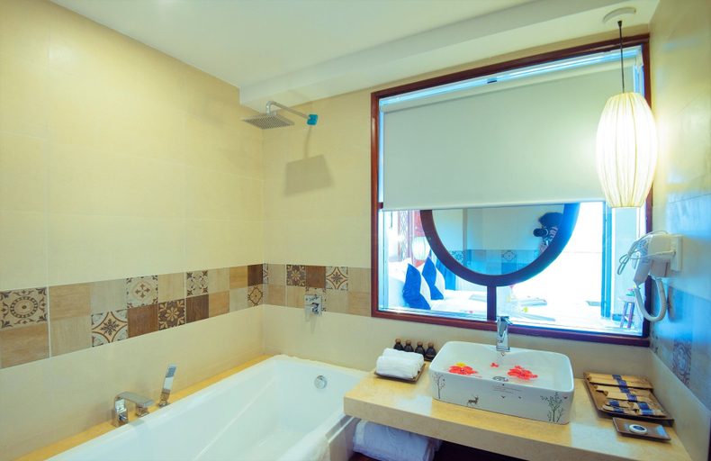 Bathroom 4, Le Pavillon Hoi An Boutique Hotel & Spa, Da Nang