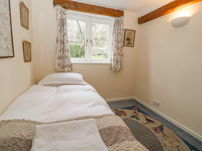 Bedroom 2, Brooklands, Gloucestershire