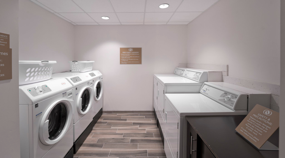 Bathroom 2, Candlewood Suites BALTIMORE - INNER HARBOR, Baltimore