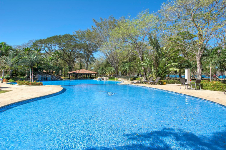 Sport & Beauty 2, Casa Conde Beach Front Hotel, Carrillo