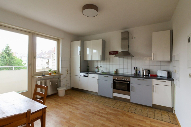 Others 5, Central-Station Apartment, Karlsruhe