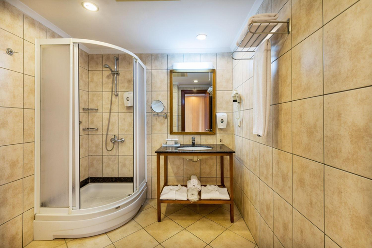 Bathroom 5, Labranda Alantur , Alanya