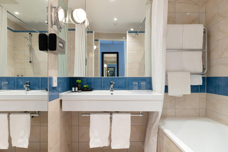 Bathroom 5, Elite Hotel Marina Plaza, Helsingborg