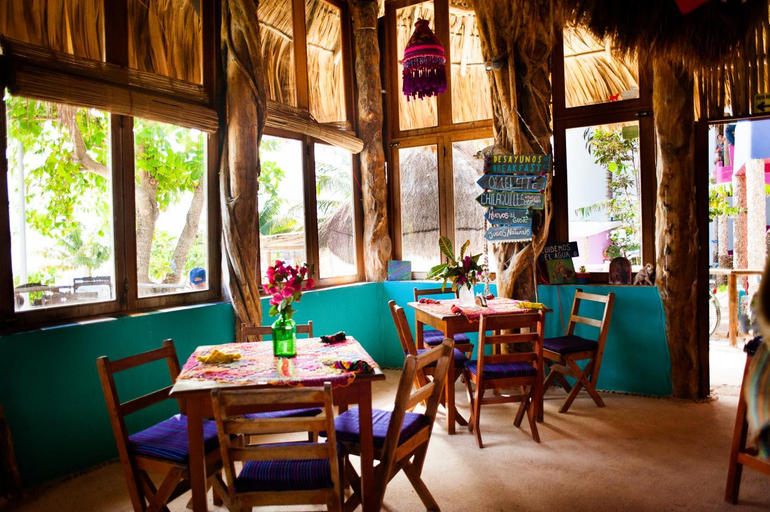 Food & Drinks 4, Nacional Beach Club & Bungalows, Othón P. Blanco