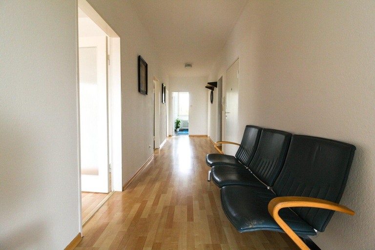 Others 2, Central-Station Apartment, Karlsruhe