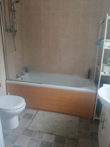 Bathroom, Ripon Street Lincoln, Lincolnshire