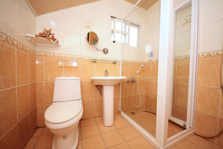 Bathroom 4, Avica B&B, Yilan