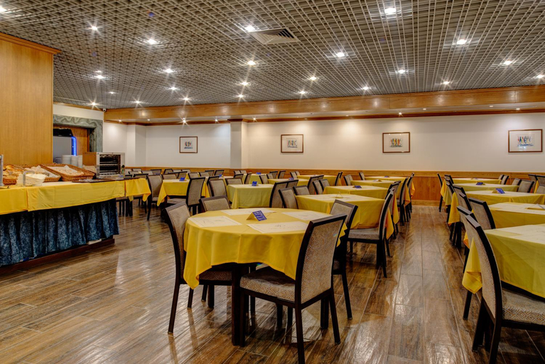 Food & Drinks 5, VIP Inn Berna Hotel, Lisbon