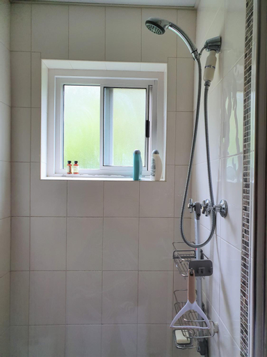 Bathroom 8