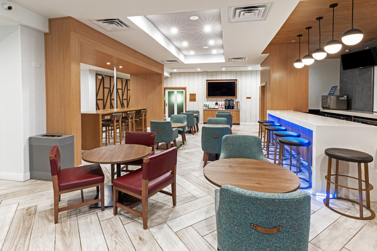 Others 2, Staybridge Suites PORTLAND, San Patricio