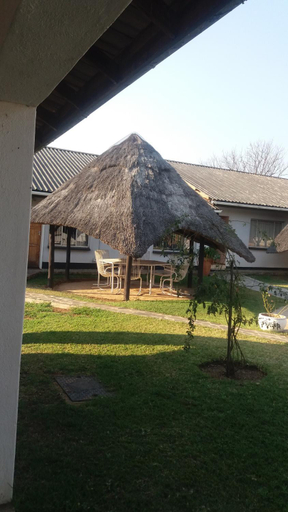 Others 3, Tshulu Tsha Nabe B&B, Bulawayo