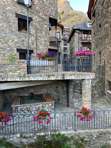 PASSAMANE 19 - Canillo - Casco Antiguo