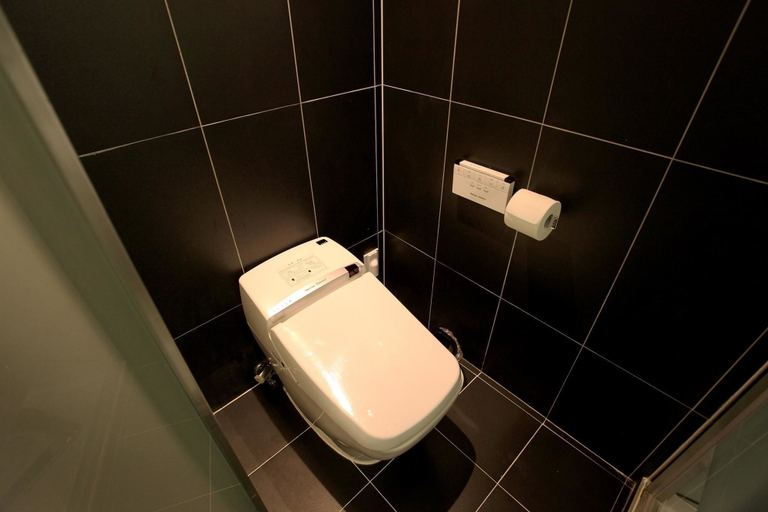 Bathroom 5, Hwagok Lush Hotel, Gangseo