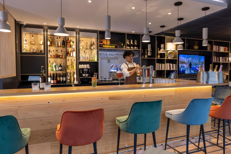 Food & Drinks 5, The Originals Boutique, Hôtel Vannes Ouest, Morbihan