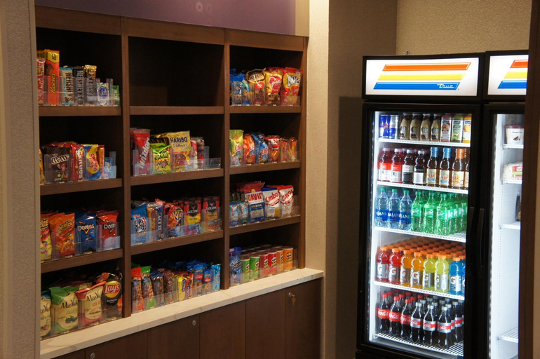 Food & Drinks 5, La Quinta Inn & Suites by Wyndham Oxford, Lafayette