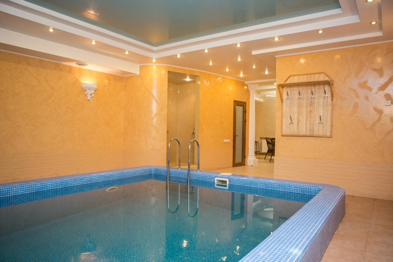 Sport & Beauty 4, Hotel Status, Vinnyts'ka