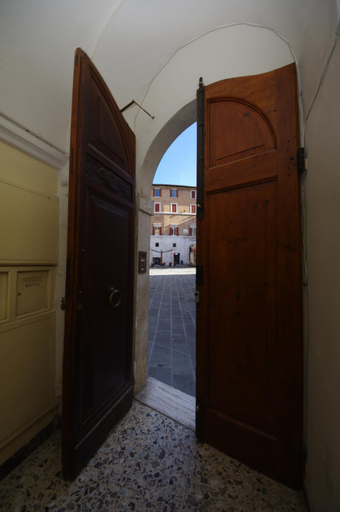 Others 4, Vannucci House, Perugia