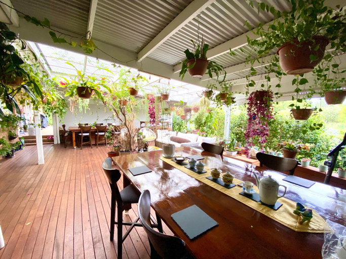 Food & Drinks, Melbourne Garden Bed and Breakfast, Melton Bal