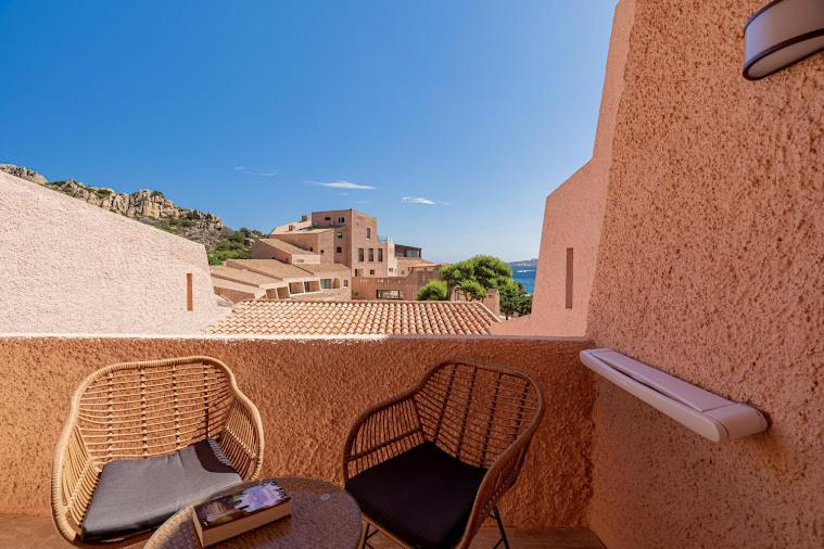 Exterior view 2, Hotel Cala Lunga, Olbia-Tempio