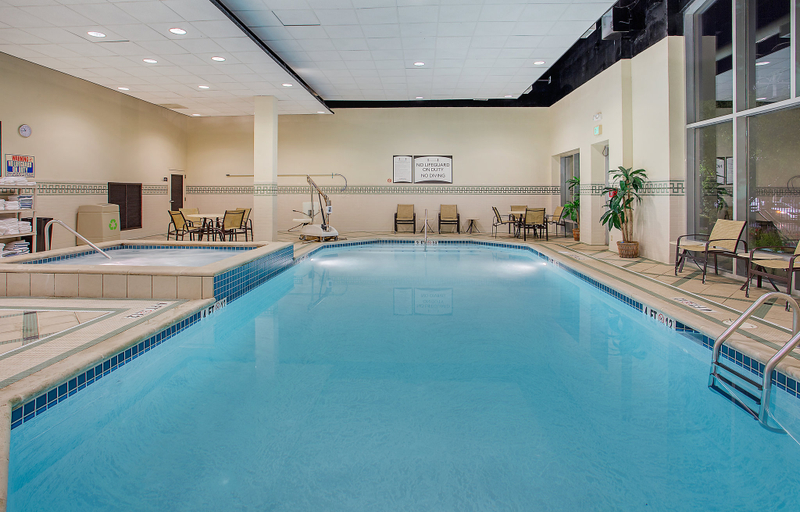 Sport & Beauty 3, Staybridge Suites CHATTANOOGA DWTN - CONV CTNR, Hamilton