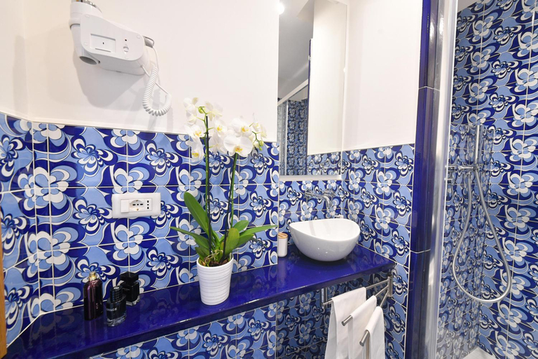 Bathroom 5, Ischia Mavilan Luxury Apartments, Napoli