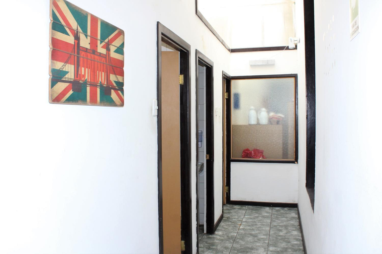 Others 5, Volta Inn Hostel, Valparaíso