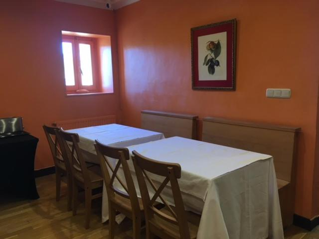 Others 5, Hostal Rural Oricain, Navarra
