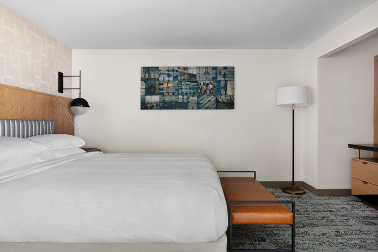Bedroom 3, Marriott Marina del Rey, Los Angeles