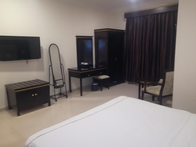Bedroom, Al Masem Luxury Hotel Suites 3 Al Ahsa, Al Ahsa