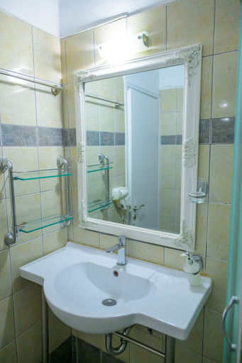 Bathroom 5, Ionian Paradise, Ionian Islands