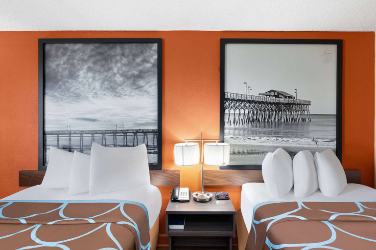Bedroom 3, Super 8 by Wyndham Myrtle Beach/Market Common Area, Horry