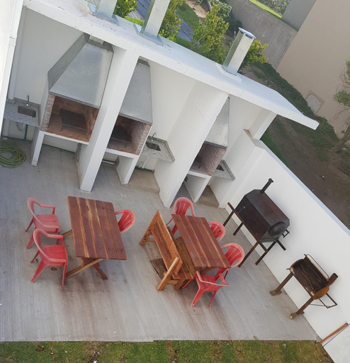 Others 4, MitreCity, Pinamar
