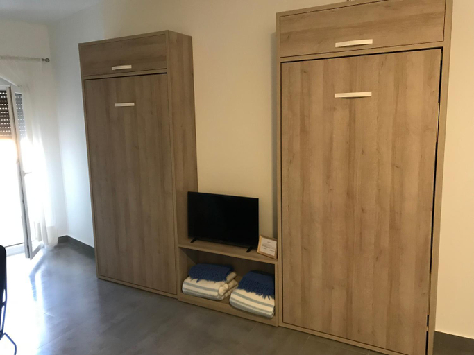 Shared lounge/TV area 2, Apartamentos Ad Theatrum, Badajoz