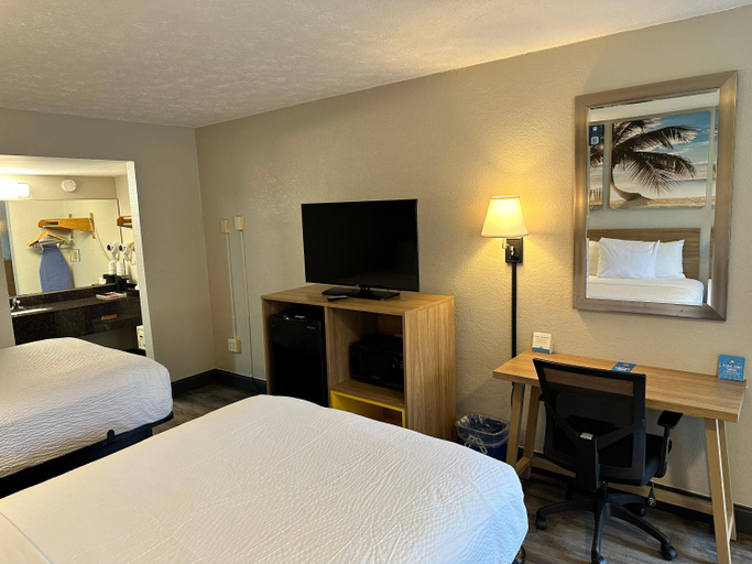 Bedroom 3, Days Inn by Wyndham St. Augustine I-95/Outlet Mall, Saint Johns