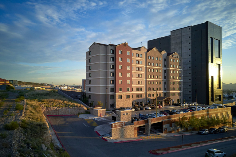 Exterior & Views 2, Staybridge Suites CHIHUAHUA, Chihuahua