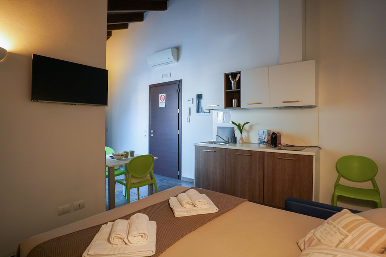 Others 4, Bnbook Residence Matteotti, Novara